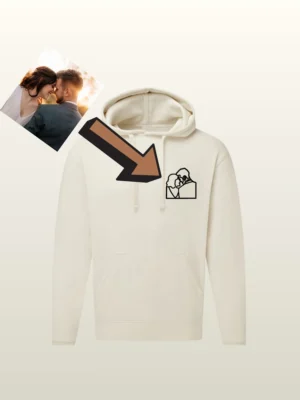 Bluza z kapturem z haftem ze zdjęcia